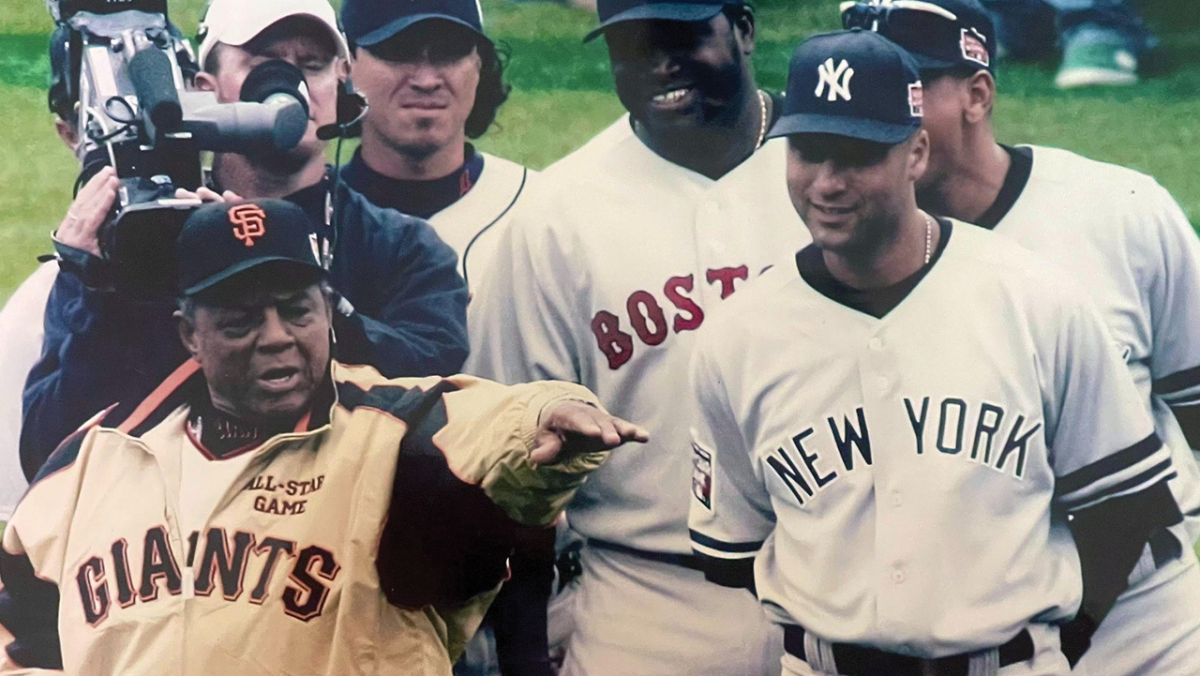 (L to R) Willie Mays, Maggglio Ordonez, David Ortiz, Alex Rodriguez and Derek Jeter. Mays being honored at historic Rickwood Field in Birmingham, Alabama in 2007, where he once played in the Negro Leagues at age 16. (Photo: Jon Gaede BVN/NNPA)